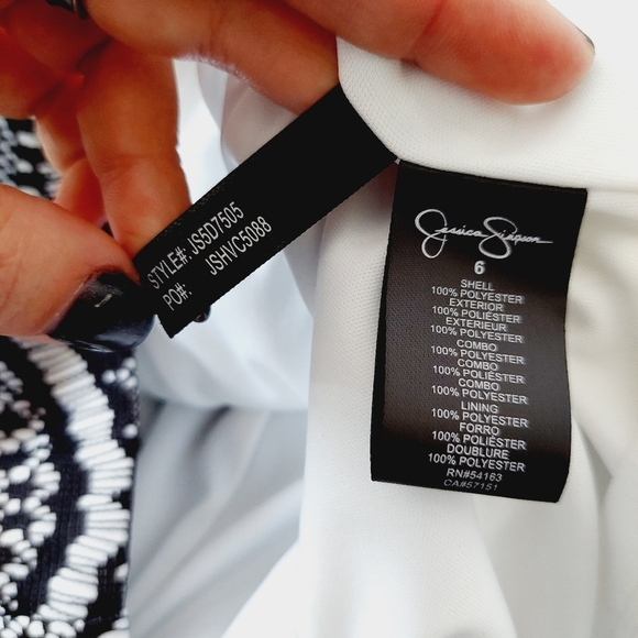 Jessica Simpson Bonded Lace Sleeveless Back Zip Up Mini Dress P5505 - Picture 9 of 9